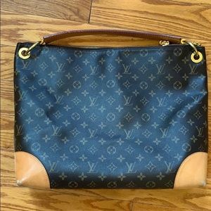 Louis Vuitton Berri MM handbag